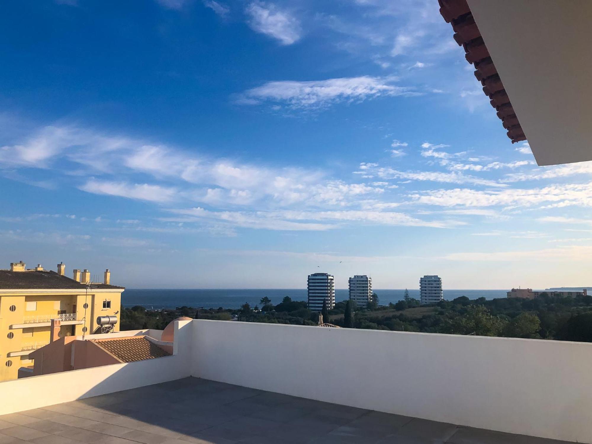 Cote D'alvor — Close To The Beach *